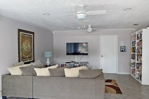 Condominio en venta en Oakland Park, Florida, 1 dormitorio, 65.87 m2 № 2146321 - foto 19