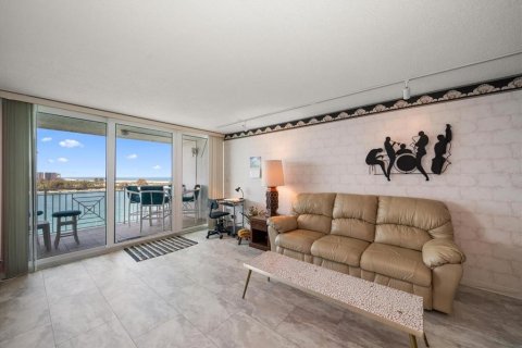 Condo in Clearwater, Florida, 1 bedroom  № 1743595 - photo 21