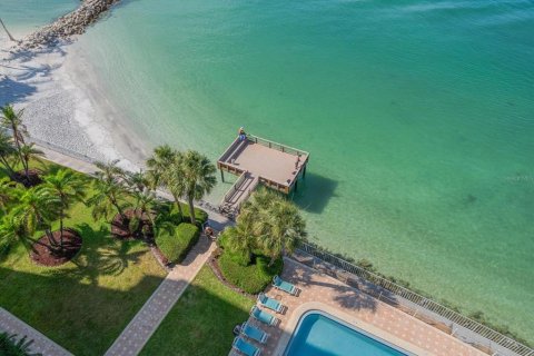 Condo in Clearwater, Florida, 1 bedroom  № 1743595 - photo 16