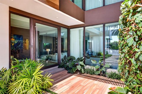 Casa en venta en Fort Lauderdale, Florida, 6 dormitorios, 624.12 m2 № 2183186 - foto 19