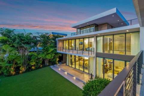 Casa en venta en Fort Lauderdale, Florida, 6 dormitorios, 624.12 m2 № 2183186 - foto 9