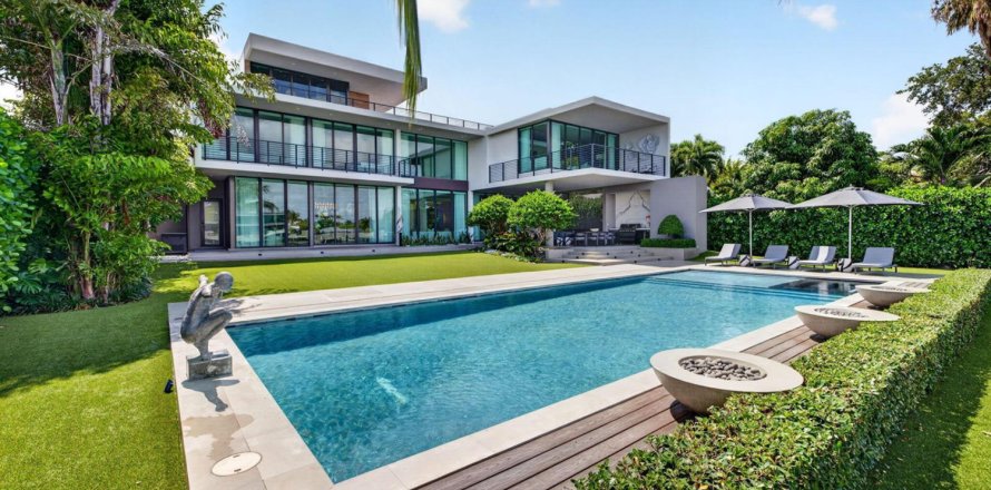 Casa en Fort Lauderdale, Florida 6 dormitorios, 624.12 m2 № 2183186