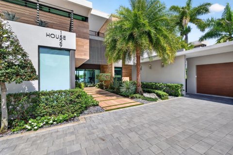 Casa en venta en Fort Lauderdale, Florida, 6 dormitorios, 624.12 m2 № 2183186 - foto 17
