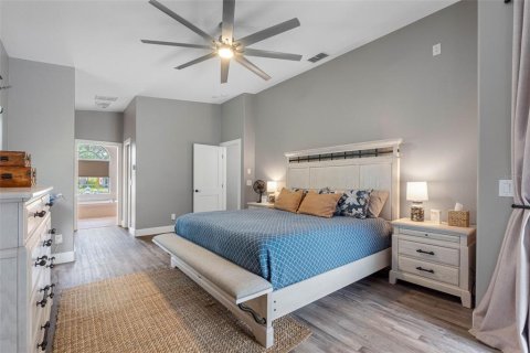 Villa ou maison à vendre à Tarpon Springs, Floride: 5 chambres, 340.02 m2 № 2238514 - photo 16