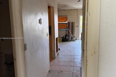 Condo in Hallandale Beach, Florida, 1 bedroom  № 1950393 - photo 8