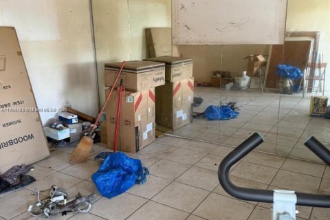 Condo in Hallandale Beach, Florida, 1 bedroom  № 1950393 - photo 13