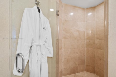 Condominio en venta en Sunny Isles Beach, Florida, 51.19 m2 № 1281836 - foto 16