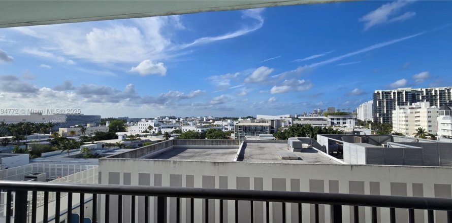 Condo à Miami Beach, Floride, 2 chambres № 1697258