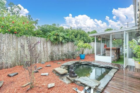 Casa en venta en Saint Petersburg, Florida, 4 dormitorios, 122.91 m2 № 1910117 - foto 26