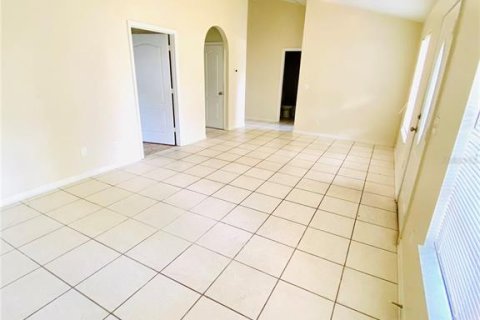 House in Orlando, Florida 3 bedrooms, 99.87 sq.m. № 1883239 - photo 5
