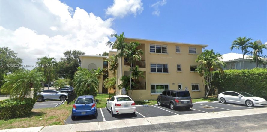Condo in Fort Lauderdale, Florida, 2 bedrooms № 1788684