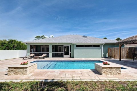 Villa ou maison à vendre à Port Charlotte, Floride: 3 chambres, 168.62 m2 № 2399156 - photo 3