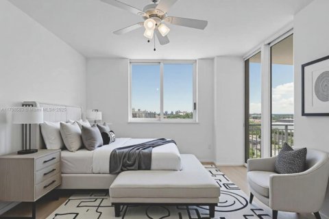 Condo in Hallandale Beach, Florida, 2 bedrooms  № 1682533 - photo 23