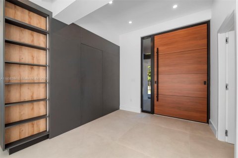 Villa ou maison à louer à Pinecrest, Floride: 5 chambres № 1747919 - photo 7