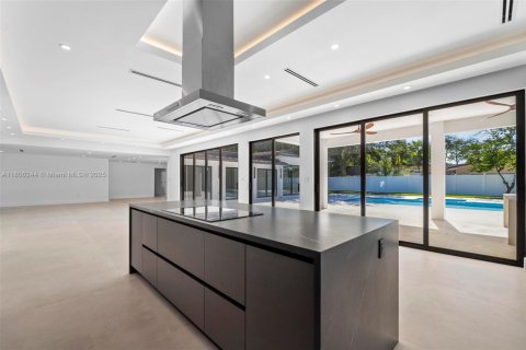 Villa ou maison à louer à Pinecrest, Floride: 5 chambres № 1747919 - photo 13