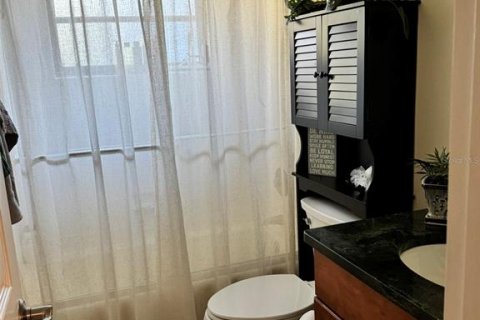 House in Sarasota, Florida 3 bedrooms, 149.94 sq.m. № 2122153 - photo 13