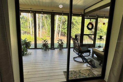 House in Sarasota, Florida 3 bedrooms, 149.94 sq.m. № 2122153 - photo 16