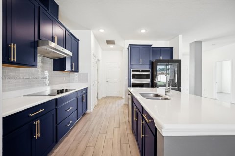 House in Port St. Lucie, Florida 3 bedrooms, 217.11 sq.m. № 1954018 - photo 16