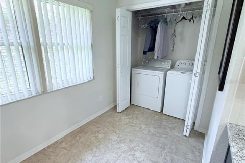 House in Lakeland, Florida 2 bedrooms, 111.76 sq.m. № 1797195 - photo 12