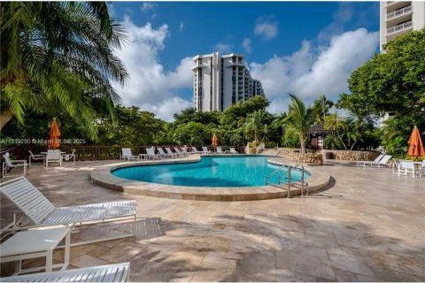 Condominio en alquiler en Miami, Florida, 2 dormitorios, 121.89 m2 № 1781792 - foto 27