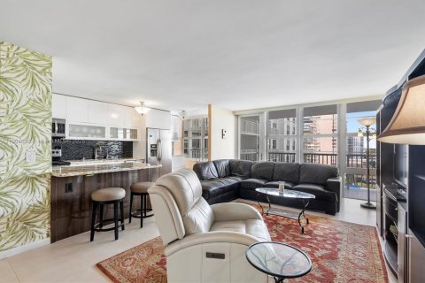 Condominio en venta en Sunny Isles Beach, Florida, 2 dormitorios, 138.24 m2 № 1955318 - foto 1