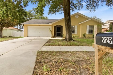 House in Brandon, Florida 3 bedrooms, 104.33 sq.m. № 2239437 - photo 12