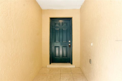 House in Brandon, Florida 3 bedrooms, 104.33 sq.m. № 2239437 - photo 28