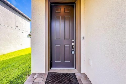 House in Oakland, Florida 4 bedrooms, 265.14 sq.m. № 2329210 - photo 4