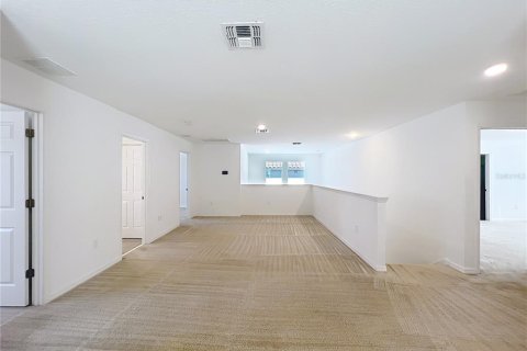 House in Oakland, Florida 4 bedrooms, 265.14 sq.m. № 2329210 - photo 29