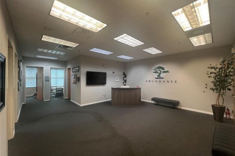 Propiedad comercial en alquiler en Orlando, Florida № 1904872 - foto 6