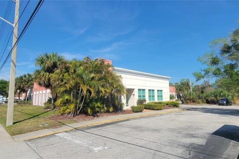 Propiedad comercial en alquiler en Orlando, Florida № 1904872 - foto 2