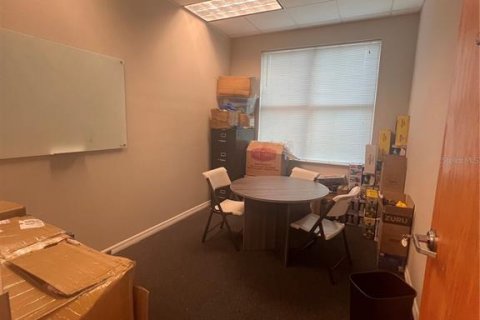 Propiedad comercial en alquiler en Orlando, Florida № 1904872 - foto 8
