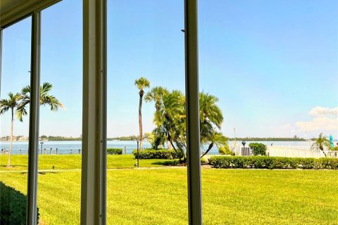 Condominio en venta en Sarasota, Florida, 2 dormitorios, 87.14 m2 № 1907648 - foto 9