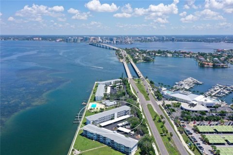 Condominio en venta en Sarasota, Florida, 2 dormitorios, 87.14 m2 № 1907648 - foto 26