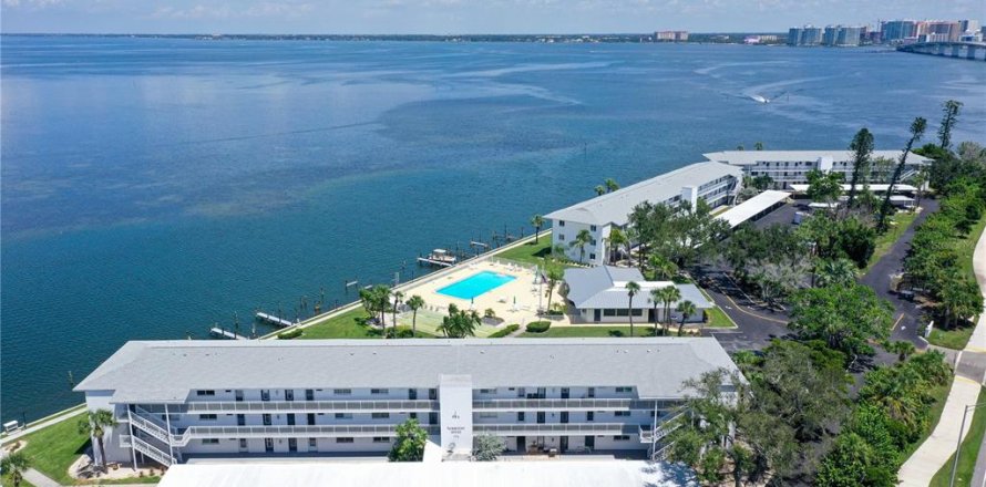 Condominio en Sarasota, Florida, 2 dormitorios № 1907648