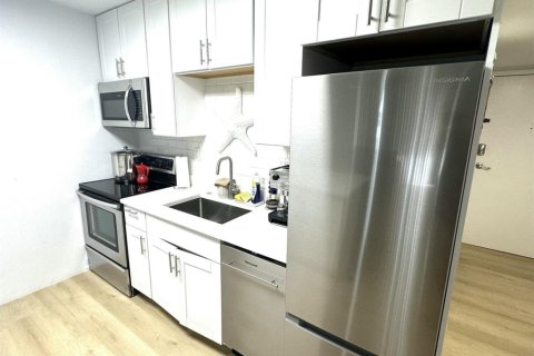 Condo à South Palm Beach, Floride, 1 chambre  № 2245388