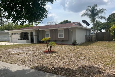 Villa ou maison à vendre à Port St. Lucie, Floride: 3 chambres, 134.34 m2 № 1951644 - photo 3