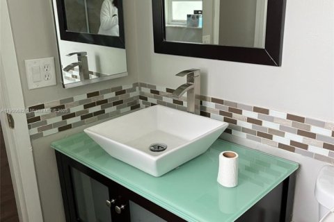 Villa ou maison à vendre à Port St. Lucie, Floride: 3 chambres, 134.34 m2 № 1951644 - photo 14