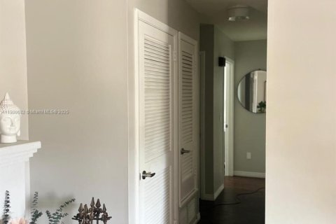 Villa ou maison à vendre à Port St. Lucie, Floride: 3 chambres, 134.34 m2 № 1951644 - photo 16