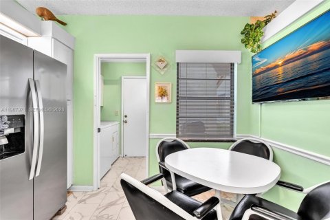 Купить виллу или дом в Делрей-Бич, Флорида 2 спальни, 121.79м2, № 2029207 - фото 11