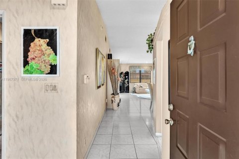 Купить виллу или дом в Делрей-Бич, Флорида 2 спальни, 121.79м2, № 2029207 - фото 3