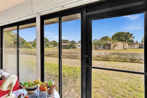 Купить виллу или дом в Делрей-Бич, Флорида 2 спальни, 121.79м2, № 2029207 - фото 23