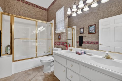 House in Mount Dora, Florida 5 bedrooms, 373.28 sq.m. № 2109726 - photo 23