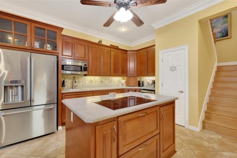 House in Mount Dora, Florida 5 bedrooms, 373.28 sq.m. № 2109726 - photo 16