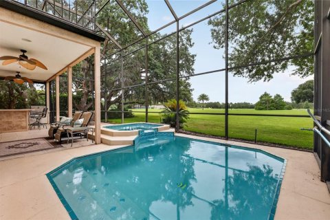 House in Mount Dora, Florida 5 bedrooms, 373.28 sq.m. № 2109726 - photo 2