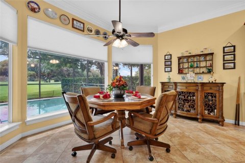 House in Mount Dora, Florida 5 bedrooms, 373.28 sq.m. № 2109726 - photo 17