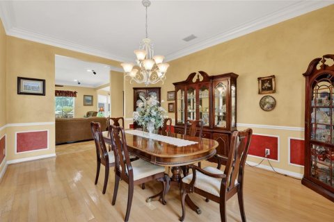 House in Mount Dora, Florida 5 bedrooms, 373.28 sq.m. № 2109726 - photo 9