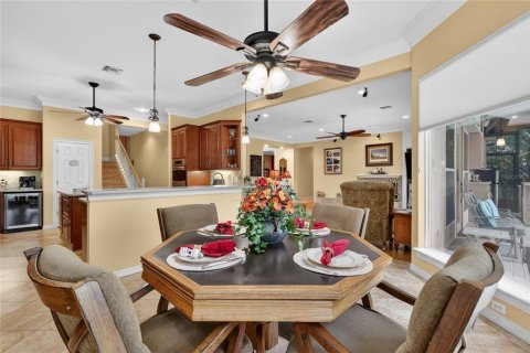House in Mount Dora, Florida 5 bedrooms, 373.28 sq.m. № 2109726 - photo 18