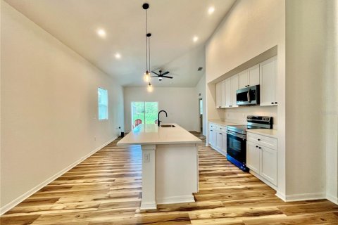 Villa ou maison à vendre à Auburndale, Floride: 3 chambres, 123.56 m2 № 2411615 - photo 4
