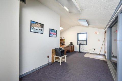 Immobilier commercial à vendre à Longwood, Floride: 93.09 m2 № 2155843 - photo 5